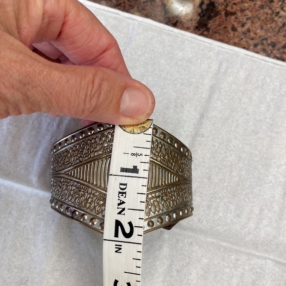 Brass Tone Metal Cuff Bracelet Womens Grape Vine Design festival gothic gypsy - Picture 5 of 7